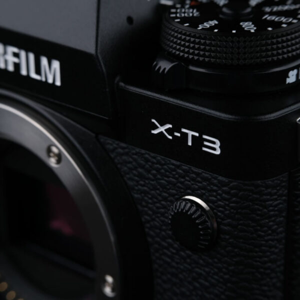 ⁦4K Digital Camera, 12-32mm and 45-150mm Lens Bundle, 16 Megapixel Kit, 5 Axis In-Body Dual Image Stabilization, Black⁩ - الصورة ⁦5⁩