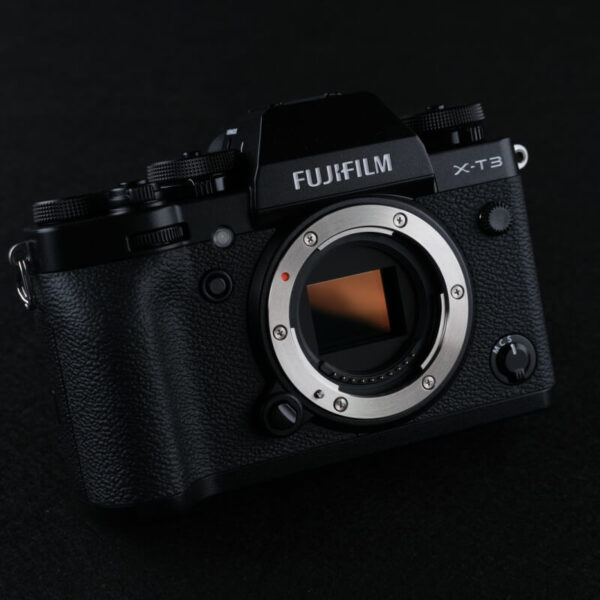 ⁦4K Digital Camera, 12-32mm and 45-150mm Lens Bundle, 16 Megapixel Kit, 5 Axis In-Body Dual Image Stabilization, Black⁩ - الصورة ⁦2⁩